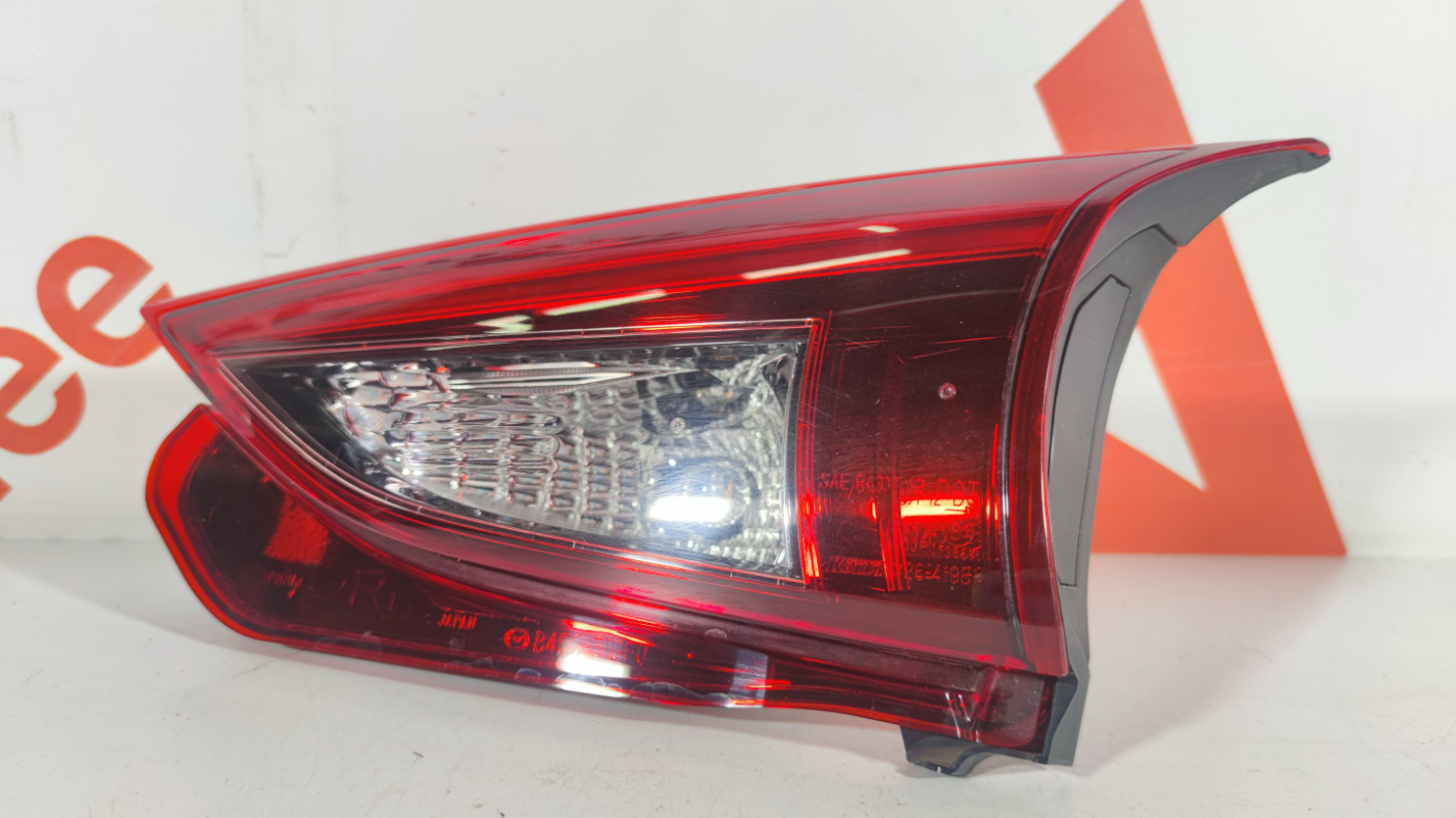 Mazda 3 tagatuli / rear light