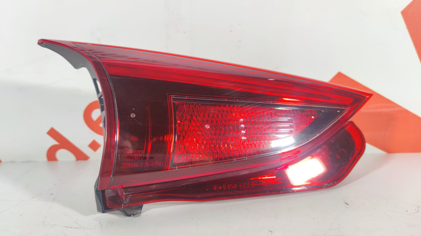 Mazda 3 tagatuli / rear light