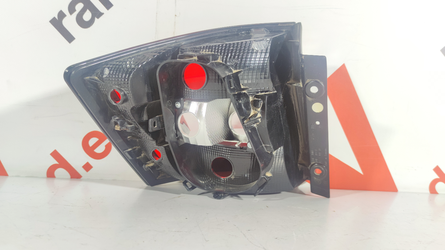 Skoda Fabia tagatuli / rear light - pilt 2