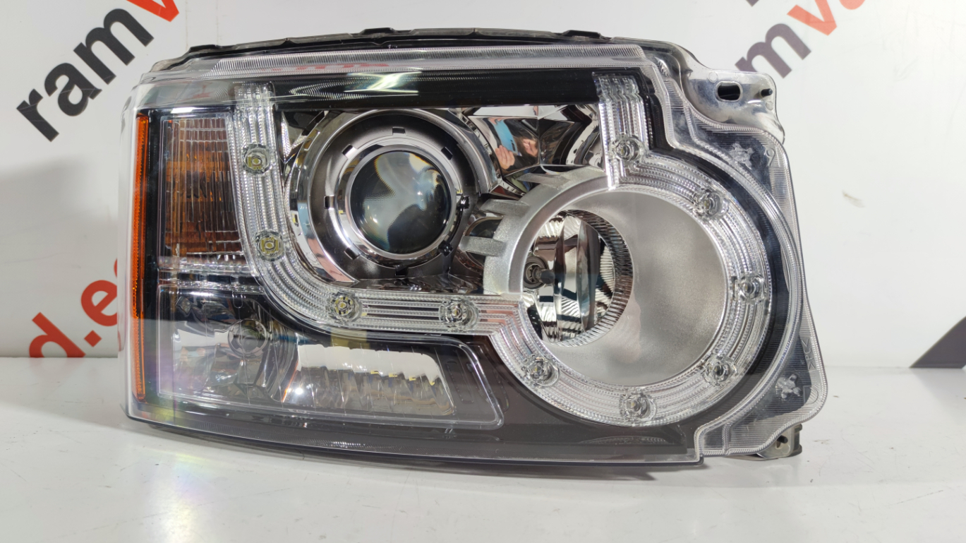 Land Rover Discovery 4 esituli / headlight