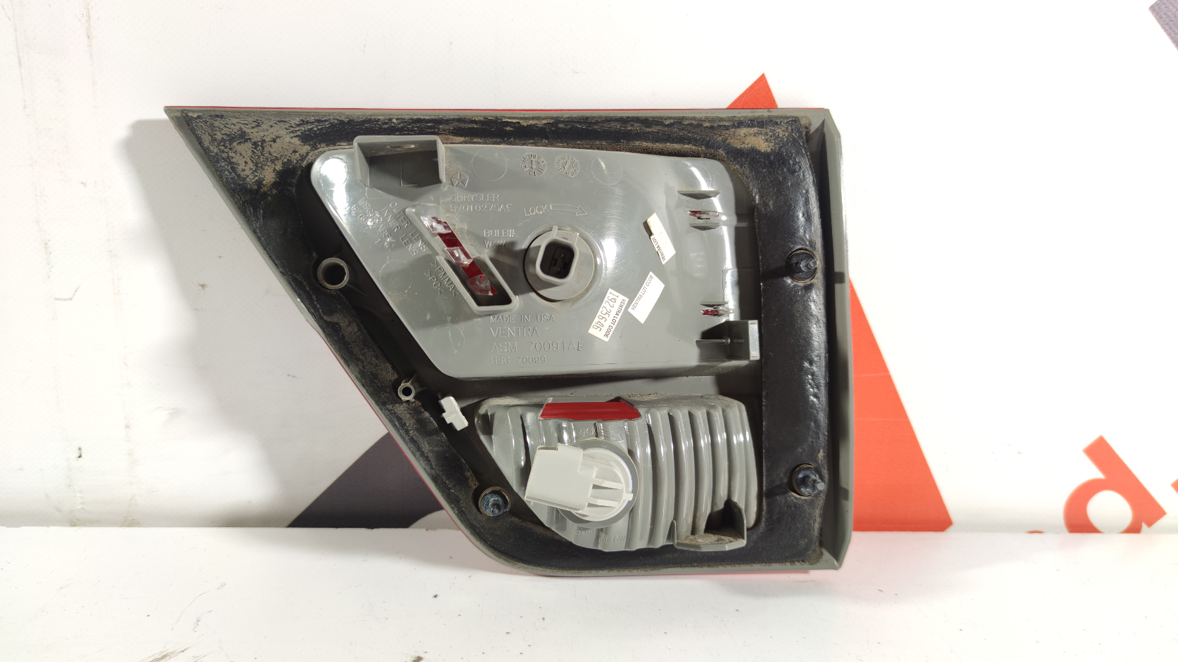 Jeep Grand Cherokee tagatuli / tail light  - pilt 2