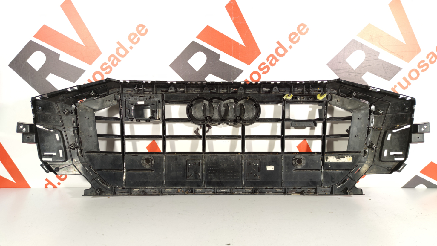 Audi Q8 iluvõre / grille - pilt 2