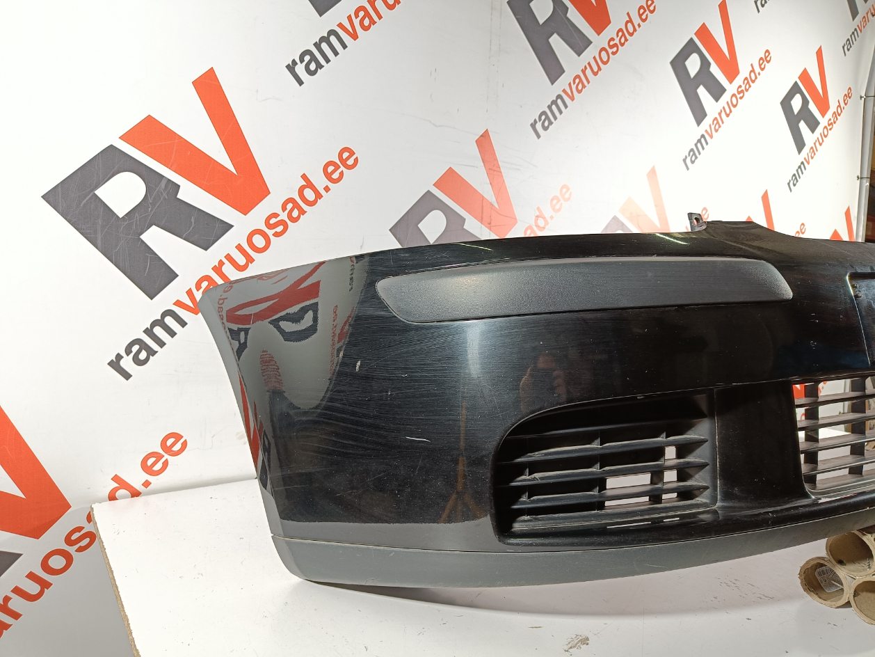 VW Golf V esistange / front bumper - pilt 2