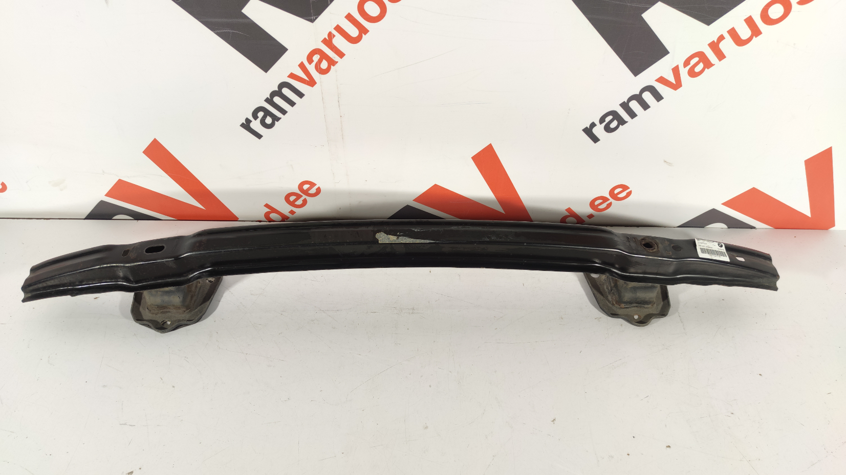 BMW 3 E90 tagatala / rear support