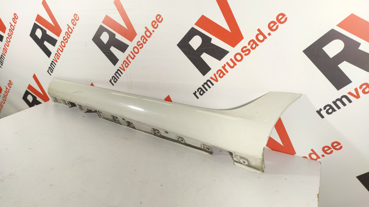 Mercedes SLK W172 karbikate / side skirt - pilt 3