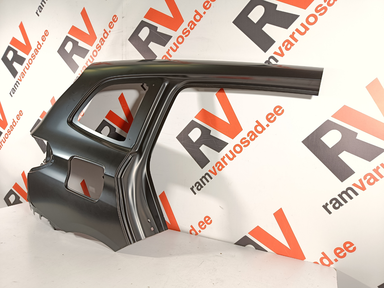 BMW 2 F46 Grand Tourer  tagatiib / rear fender - pilt 3