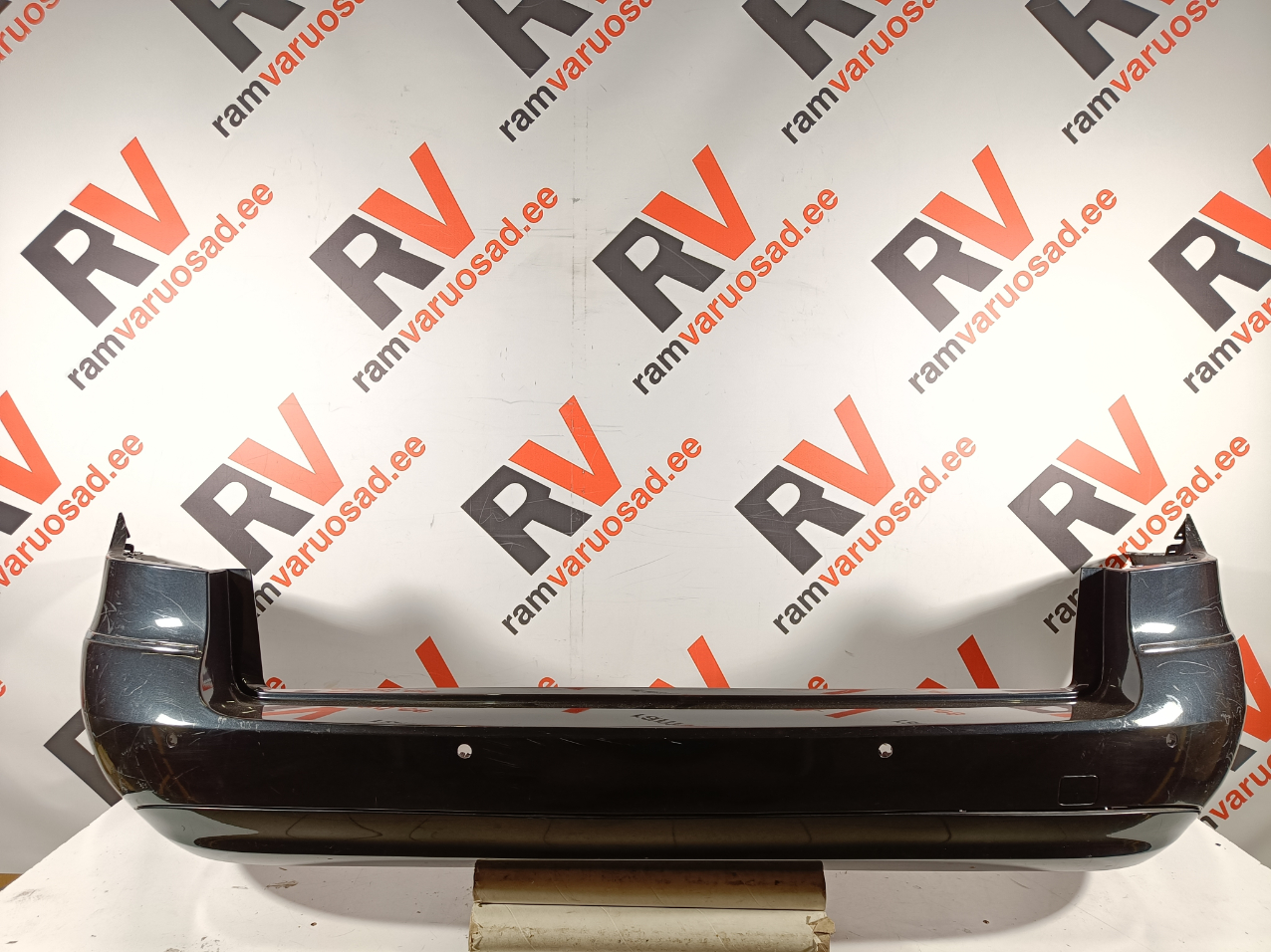 Mercedes E W212 tagastange / rear bumper
