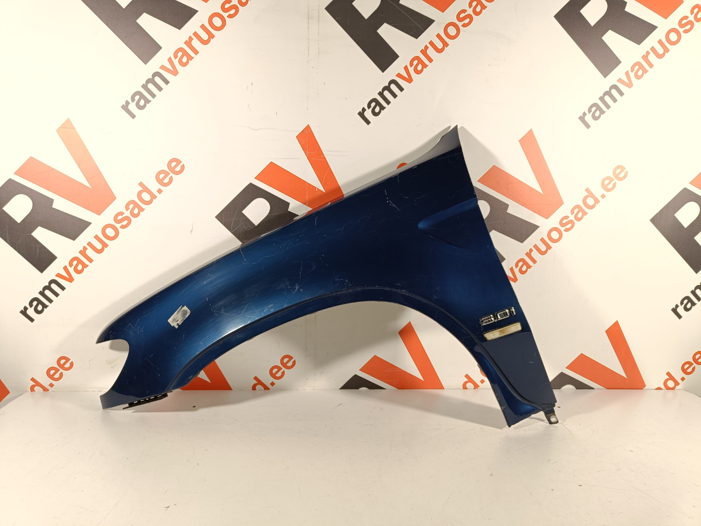 BMW X5 E53 esitiib / front fender