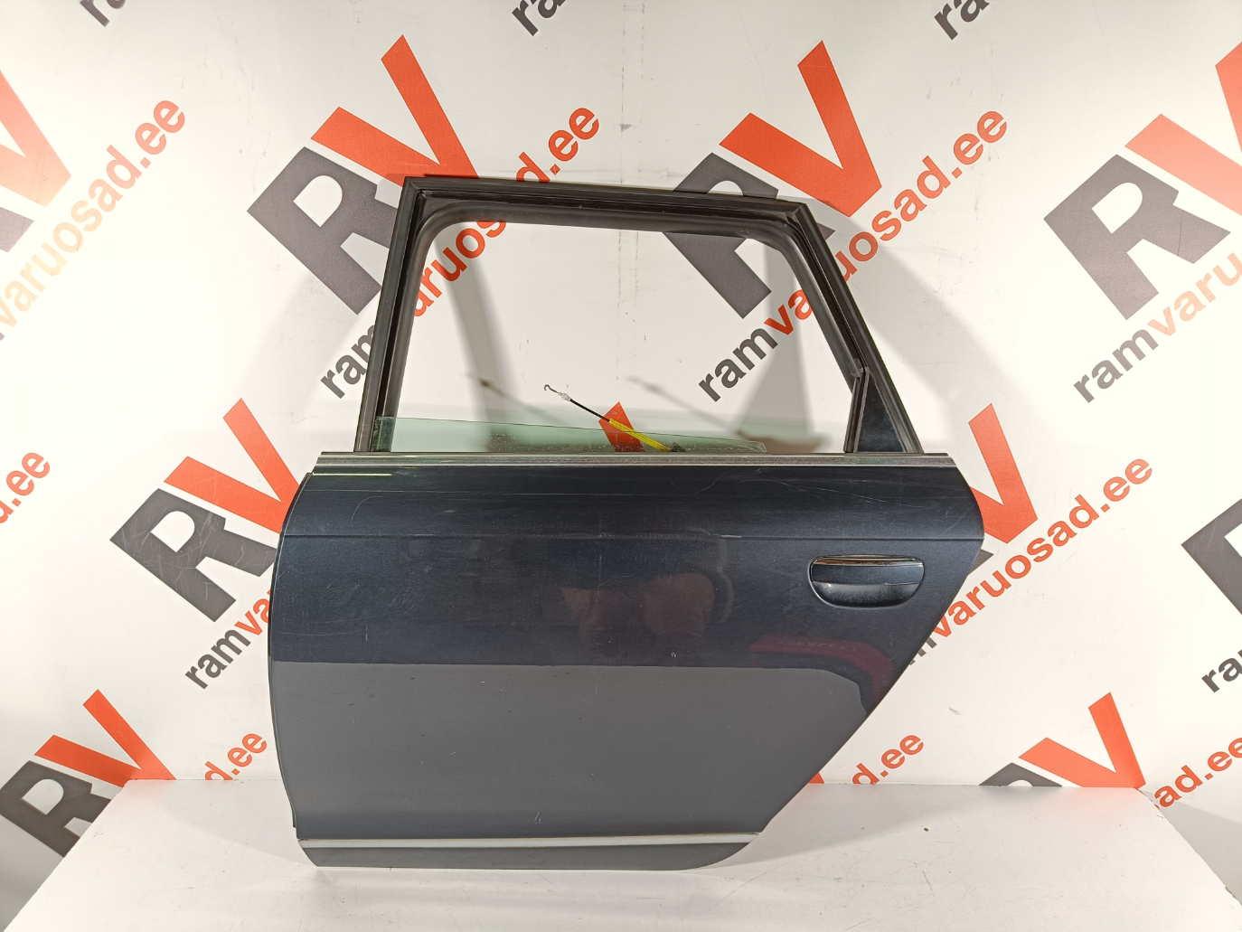 Audi A6 C6 tagauks / rear doors