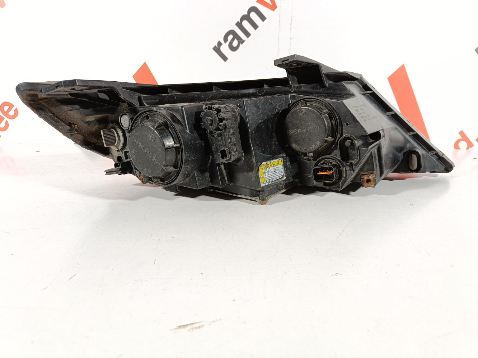 KIA Sorento esituli / headlight - pilt 3