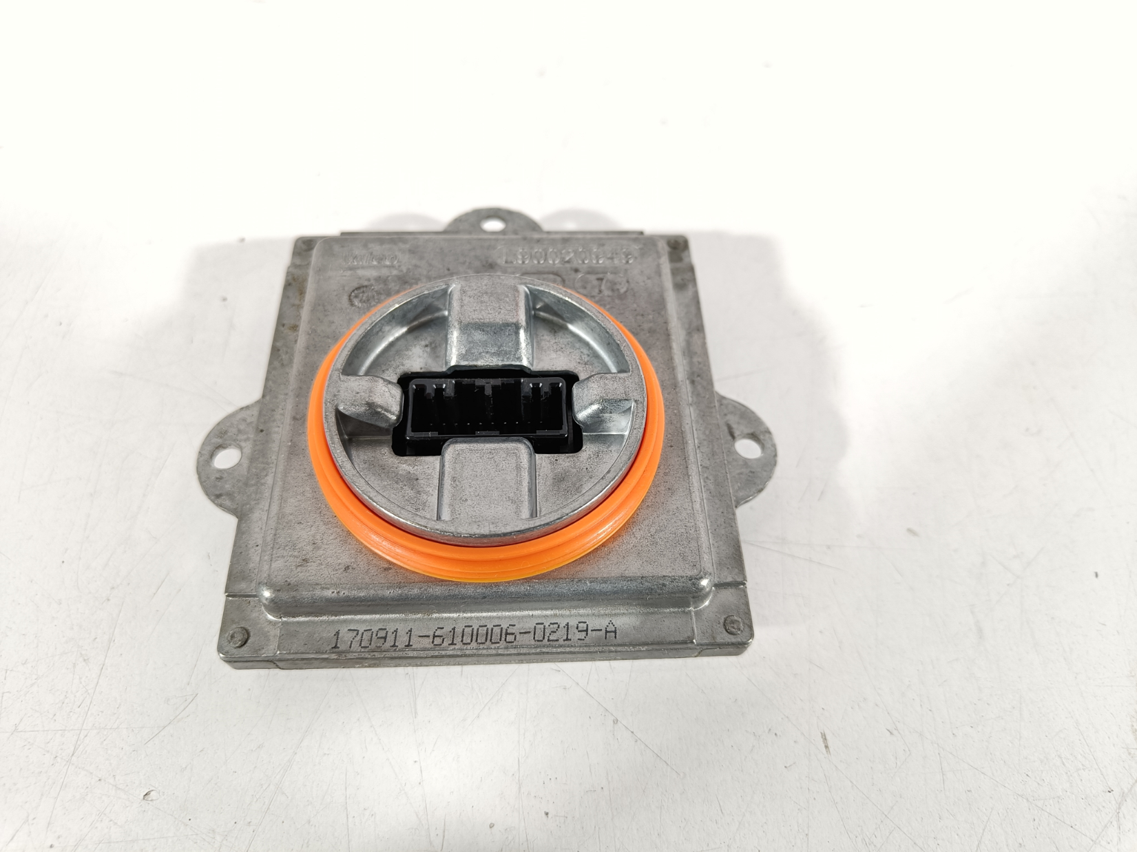 Jeep Grand Cherokee WK2 moodul / module - pilt 2