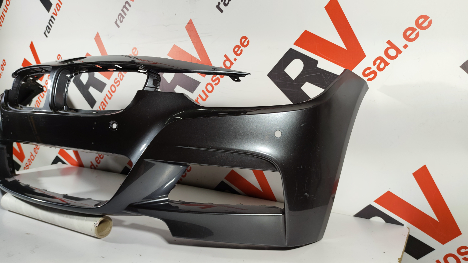 BMW 3 F30 esistange / front bumper - pilt 3