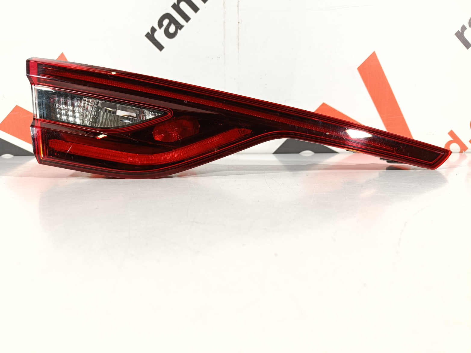 Renault Talisman tagatuli / rear light