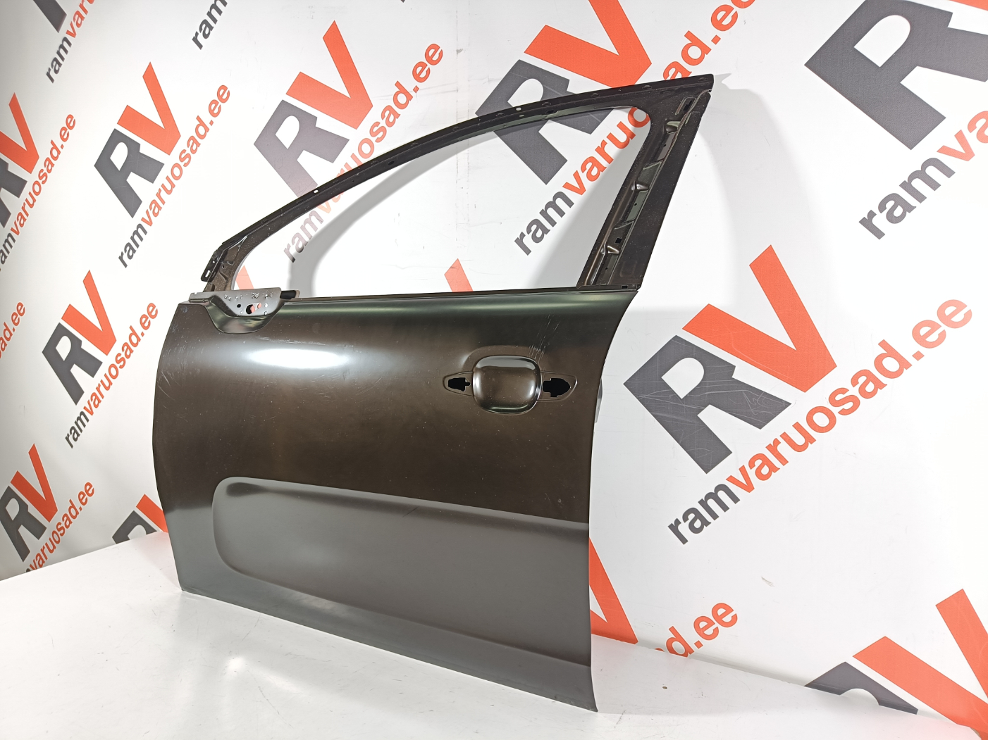 Citroen C3 esiuks / front doors - pilt 3