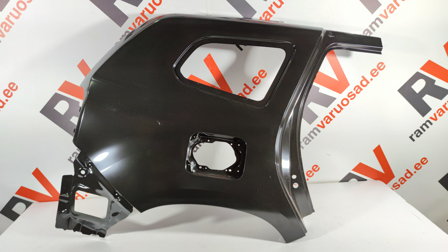 Dacia Duster tagatiib / rear fender