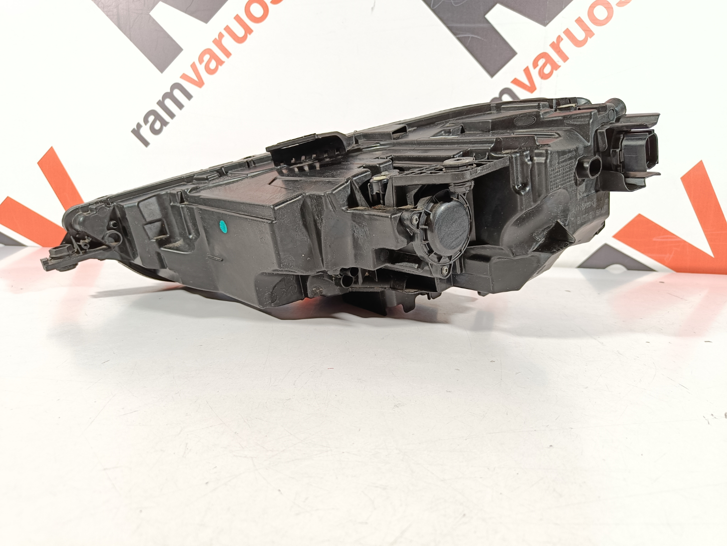 Audi A3 esituli / headlight - pilt 3