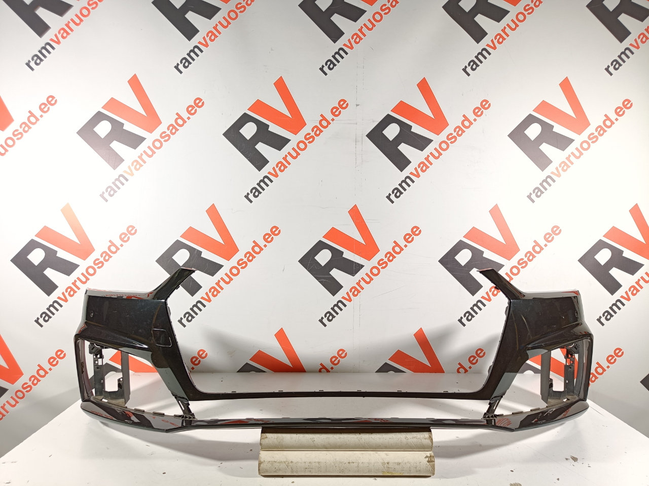 Audi A5 esistange / front bumper