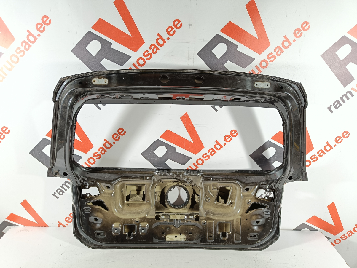 VW Passat B8 tagaluuk / trunk lid - pilt 5