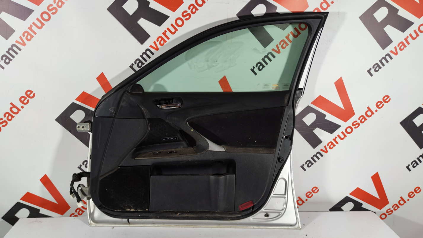 Lexus IS esiuks / front door - pilt 4