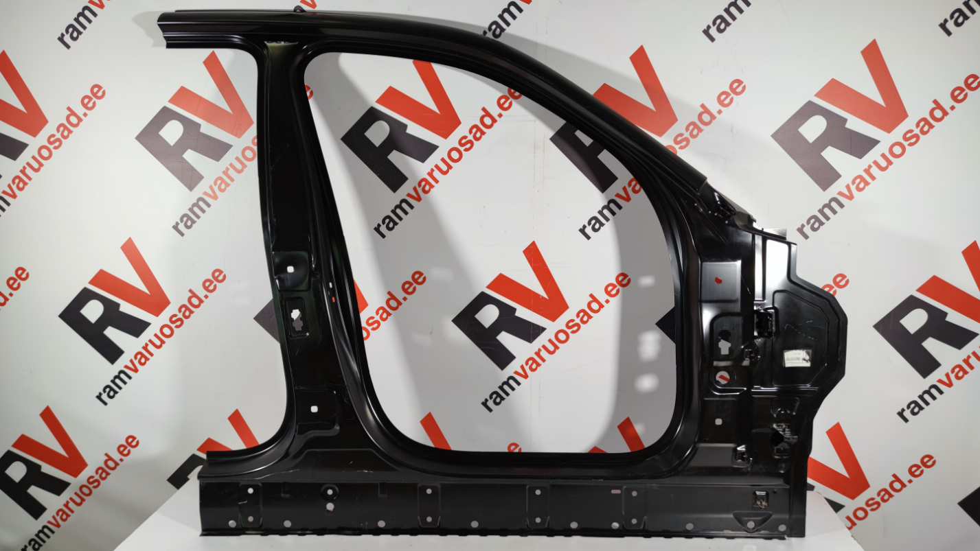 BMW X5 G05 ukseauk / door panel
