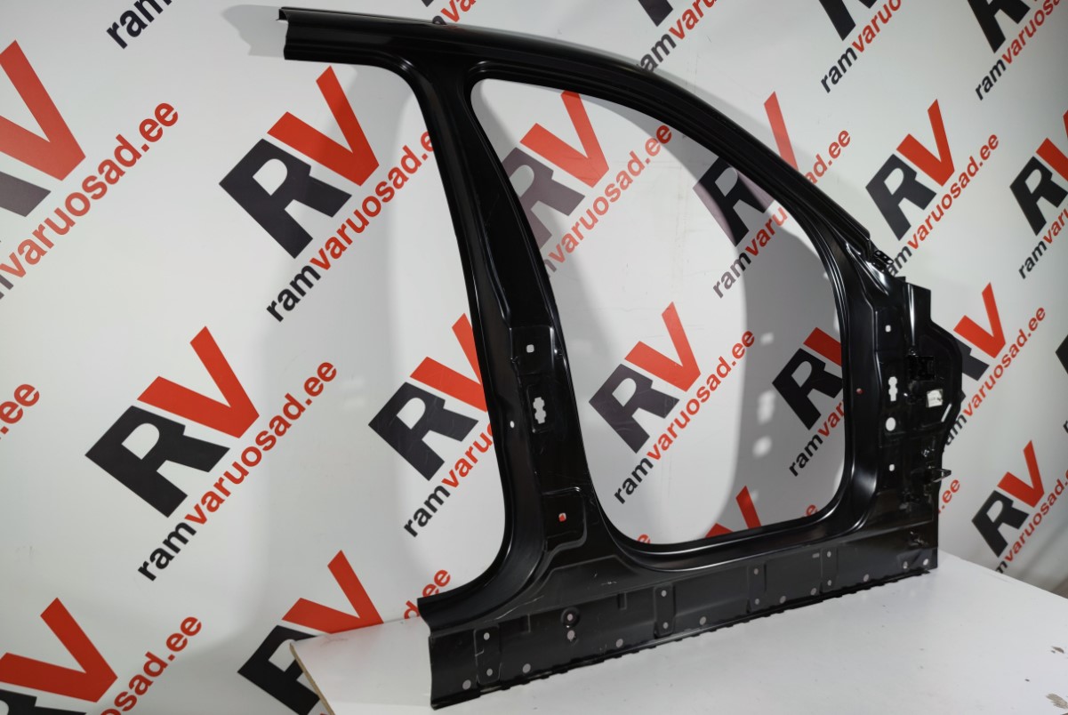 BMW X5 G05 ukseauk / door panel - pilt 2