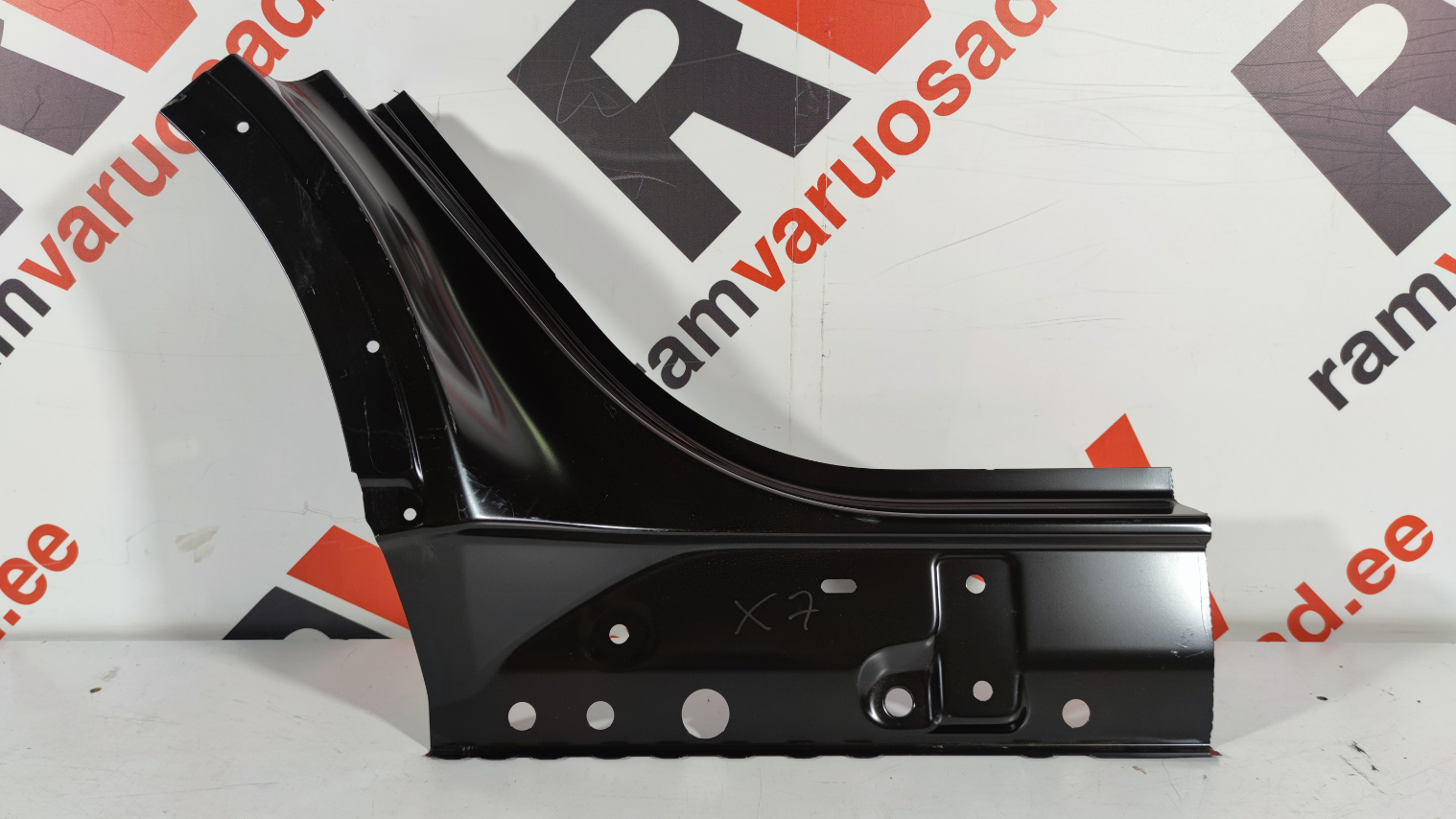 BMW X7 G07 tagatiib / rear fender