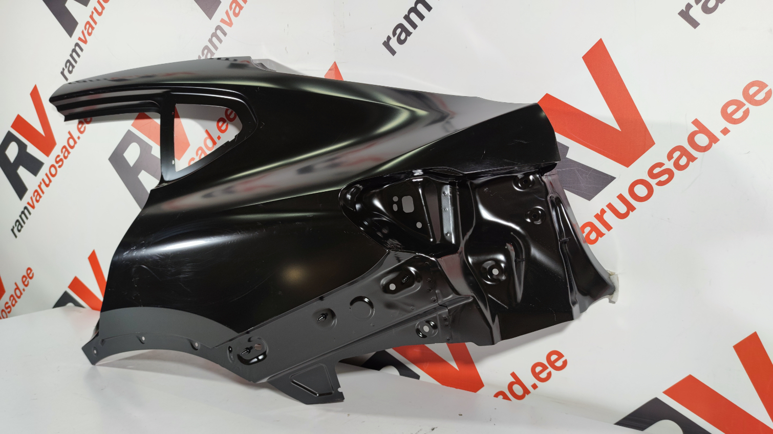 BMW X4 G02 tagatiib / rear fender - pilt 3