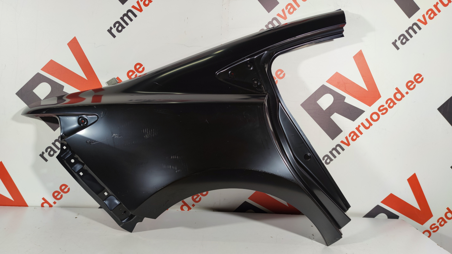 Mazda 6 tagatiib / rear fender