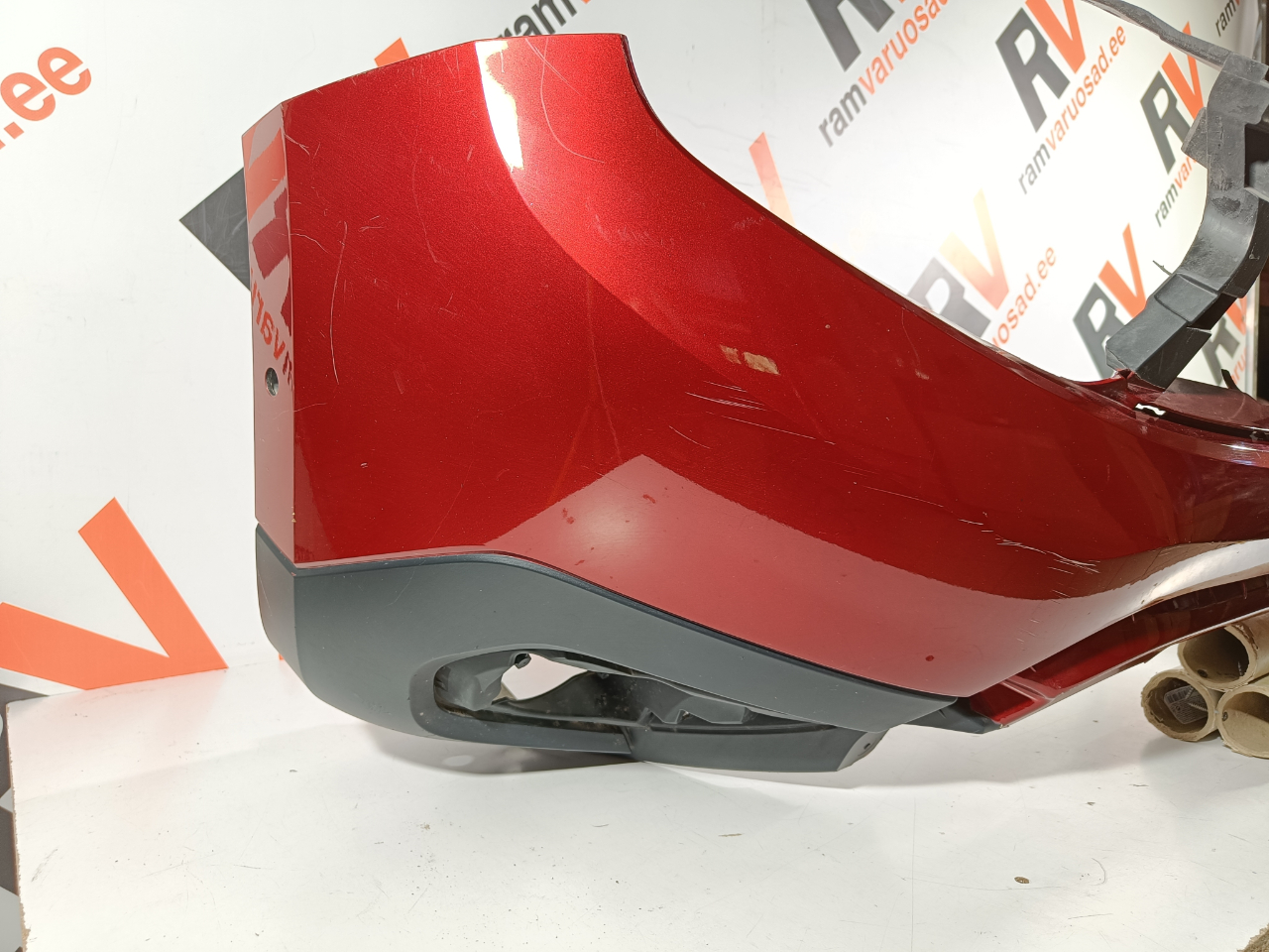 Dacia Duster esistange / front bumper - pilt 2