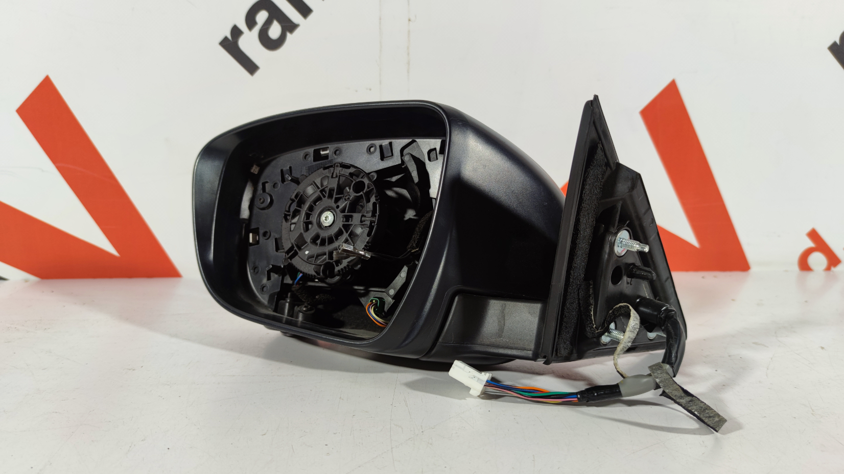 Nissan Qashqai vasak peegel / left mirror