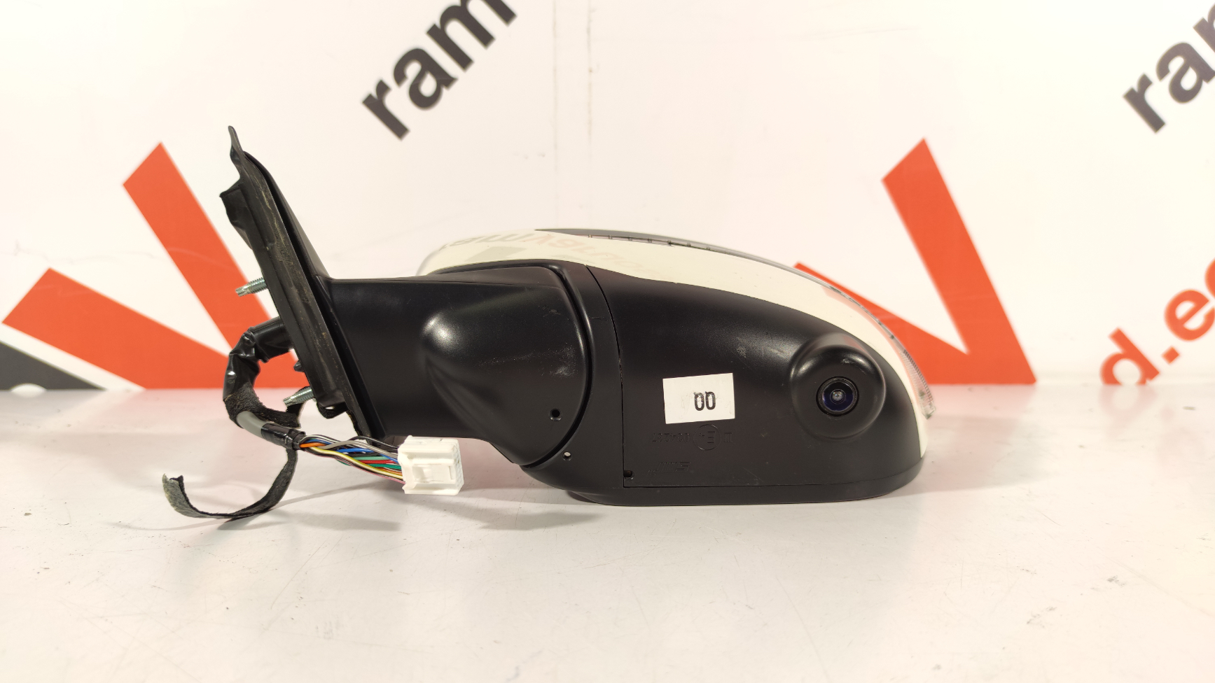 Nissan Qashqai vasak peegel / left mirror - pilt 3