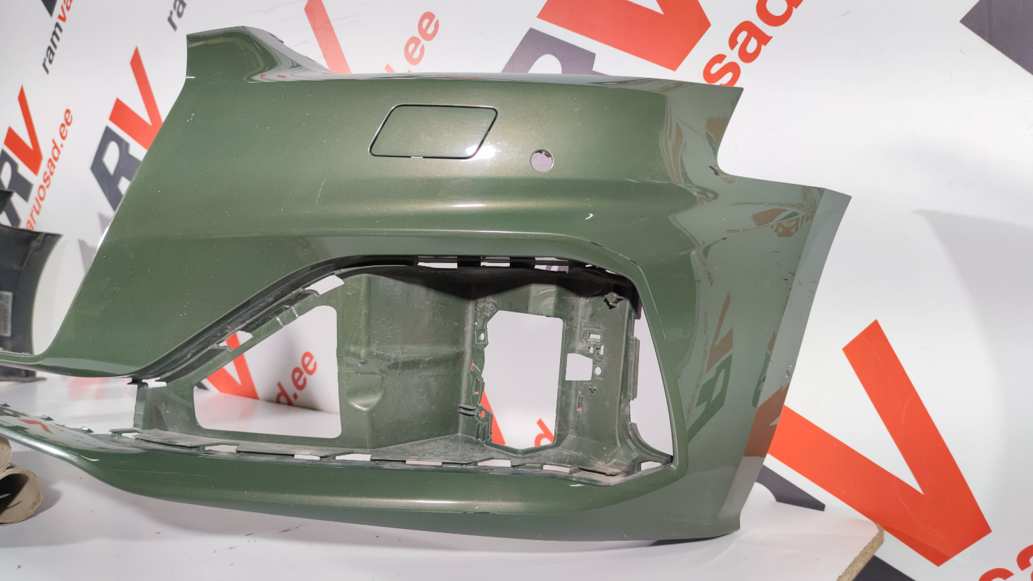 Audi A5 esistange / front bumper - pilt 3