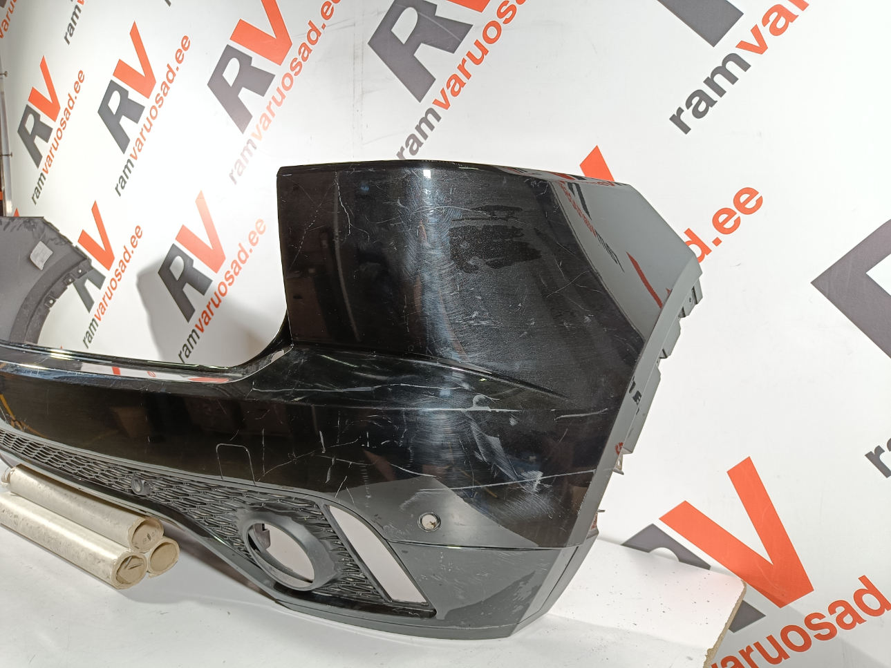 Jaguar E-Pace tagastange / rear bumper - pilt 3