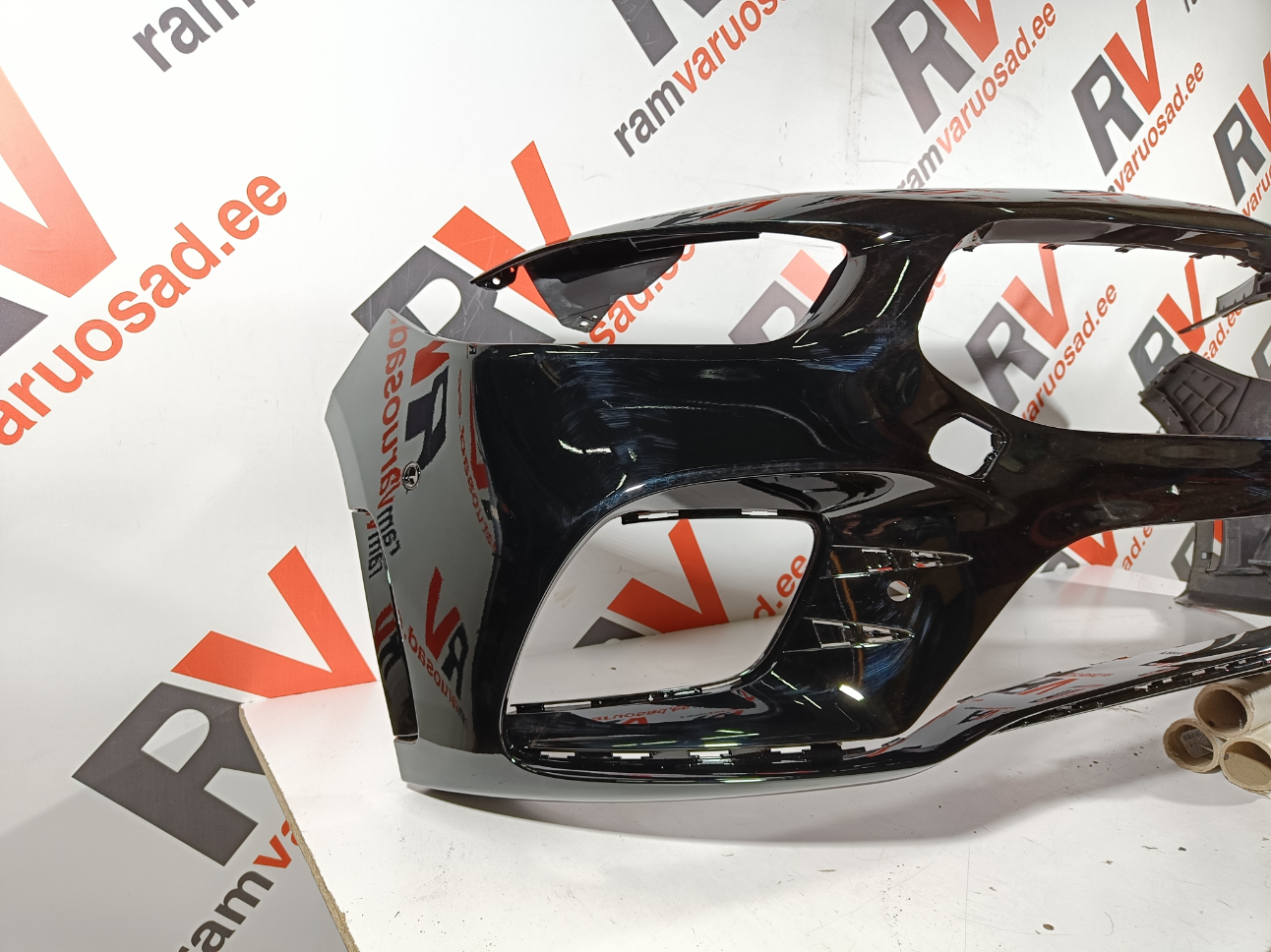Mercedes B klass W247 esistange / front bumper - pilt 2