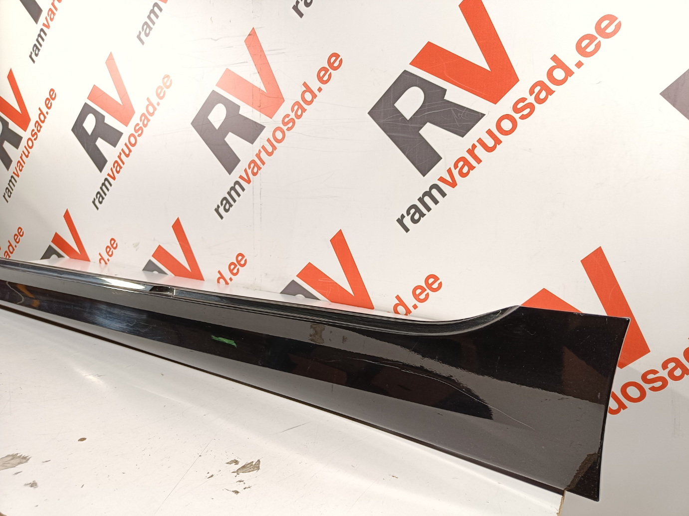 BMW 3 G20 G21 karbi laiend / door sill cover - pilt 3