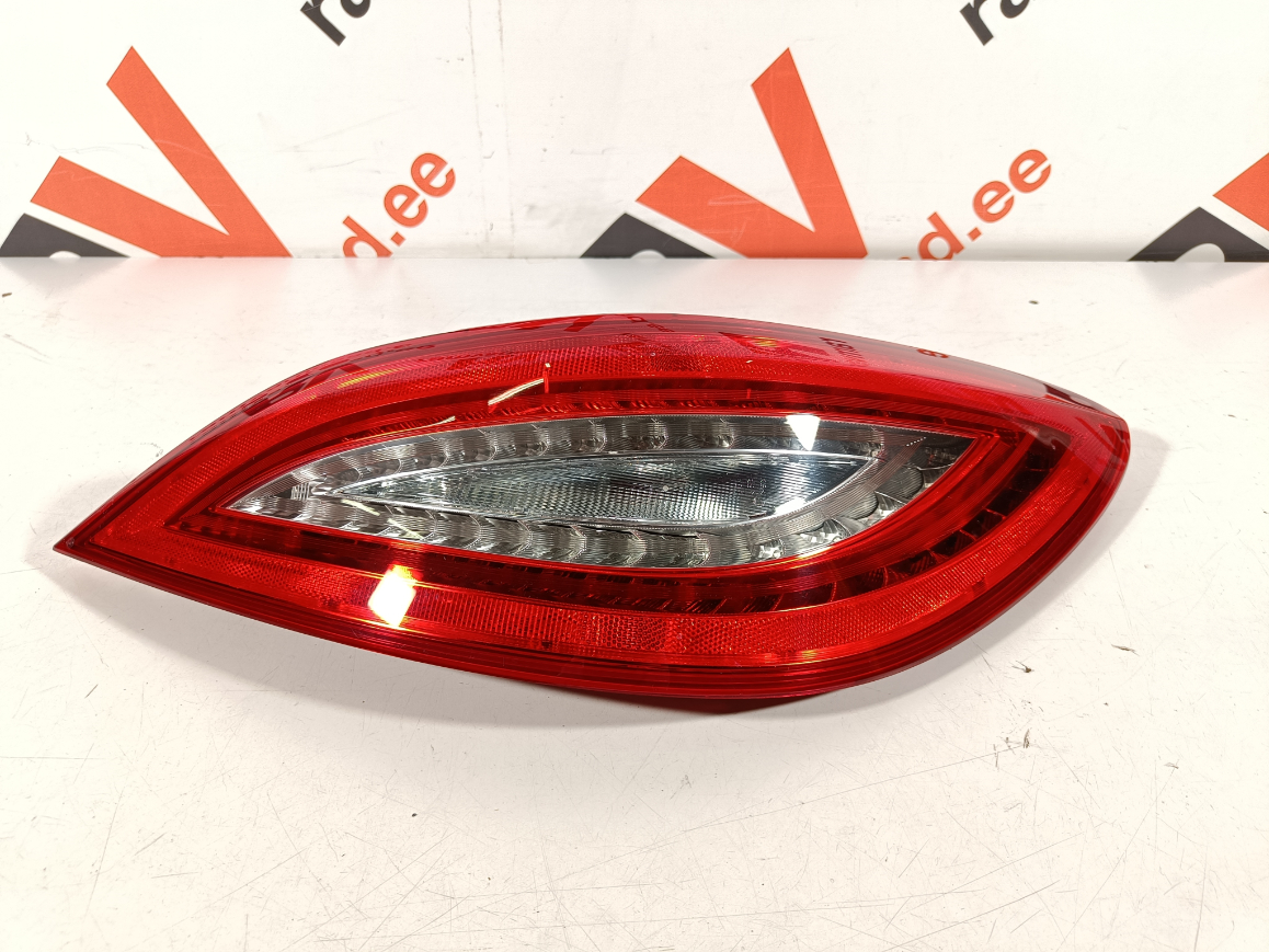 Mercedes CLS W218 tagatuli / rear light