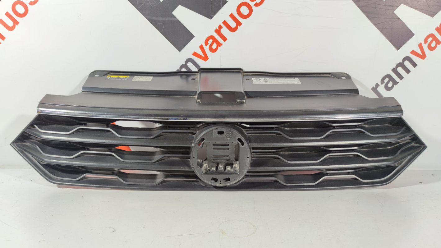 Volkswagen T-Roc võre / front grille