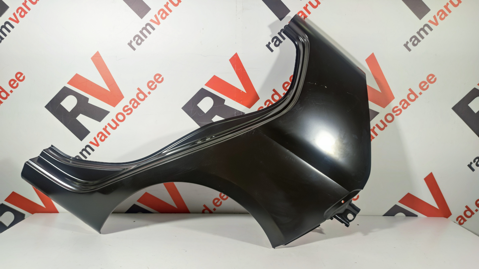 Volkswagen Golf 6 Tagatiib / rear fender