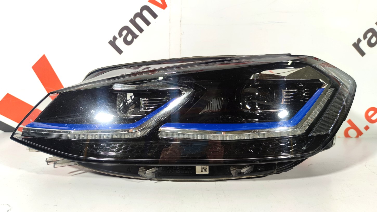 Volkswagen Golf 7 esituli / headlight