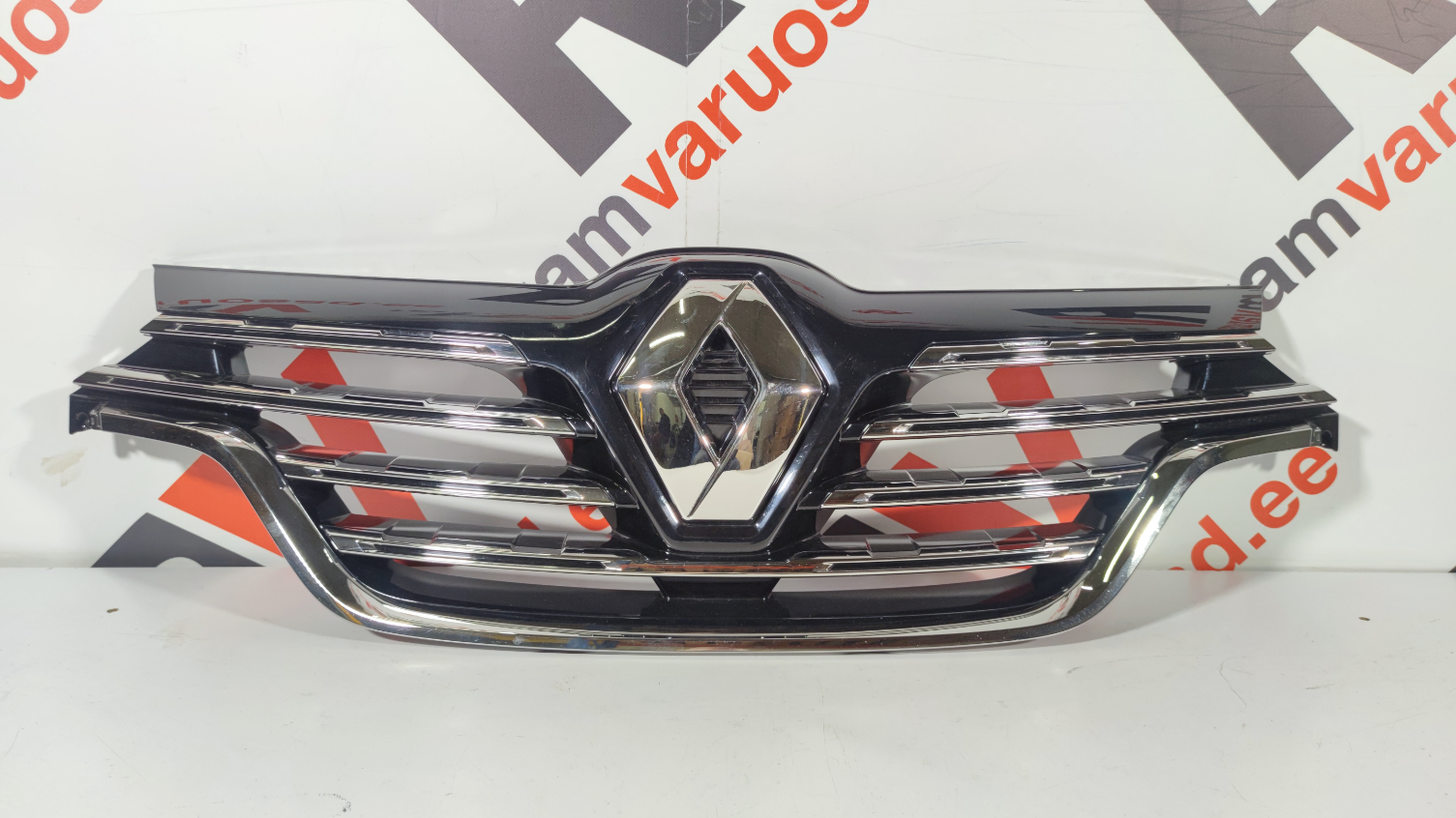 Renault Koleos võre / front grille