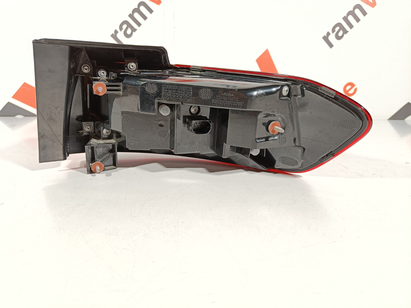 Mercedes EQB X243 tagatuli / rear light - pilt 2