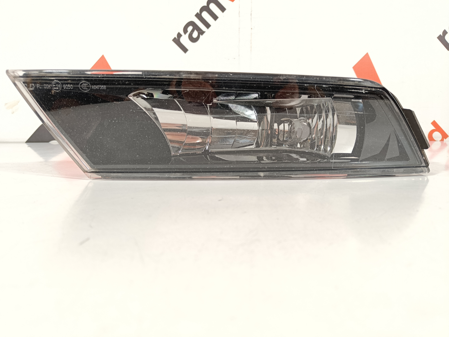 Skoda Superb III udutuli / foglight