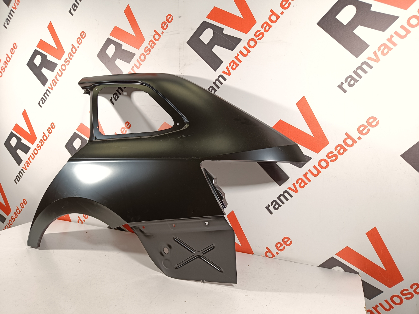 Skoda Superb III tagatiib / rear fender - pilt 3