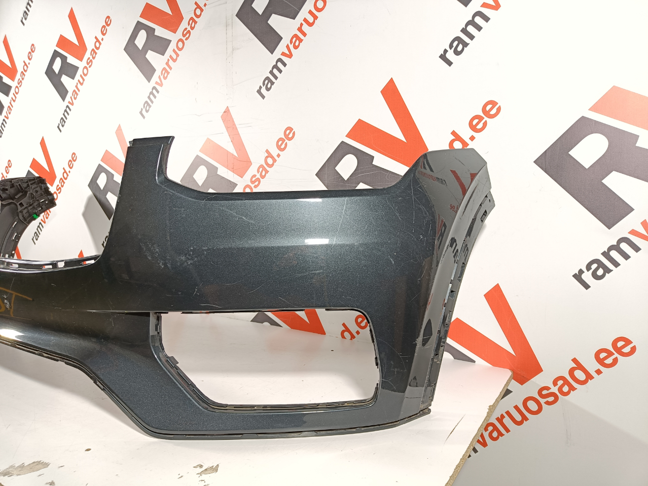 Volvo XC90 esistange / front bumper - pilt 3