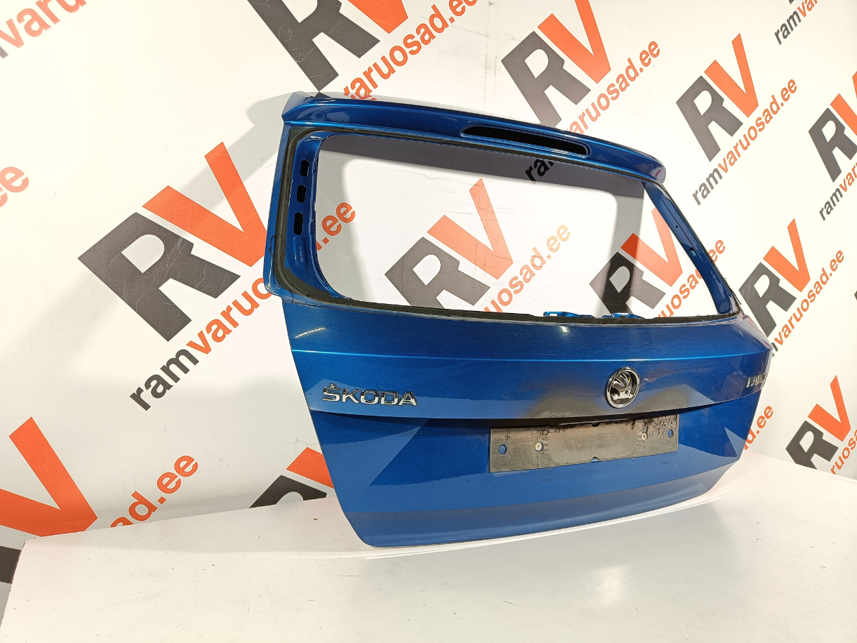 Skoda Fabia tagaluuk / trunk lid - pilt 2