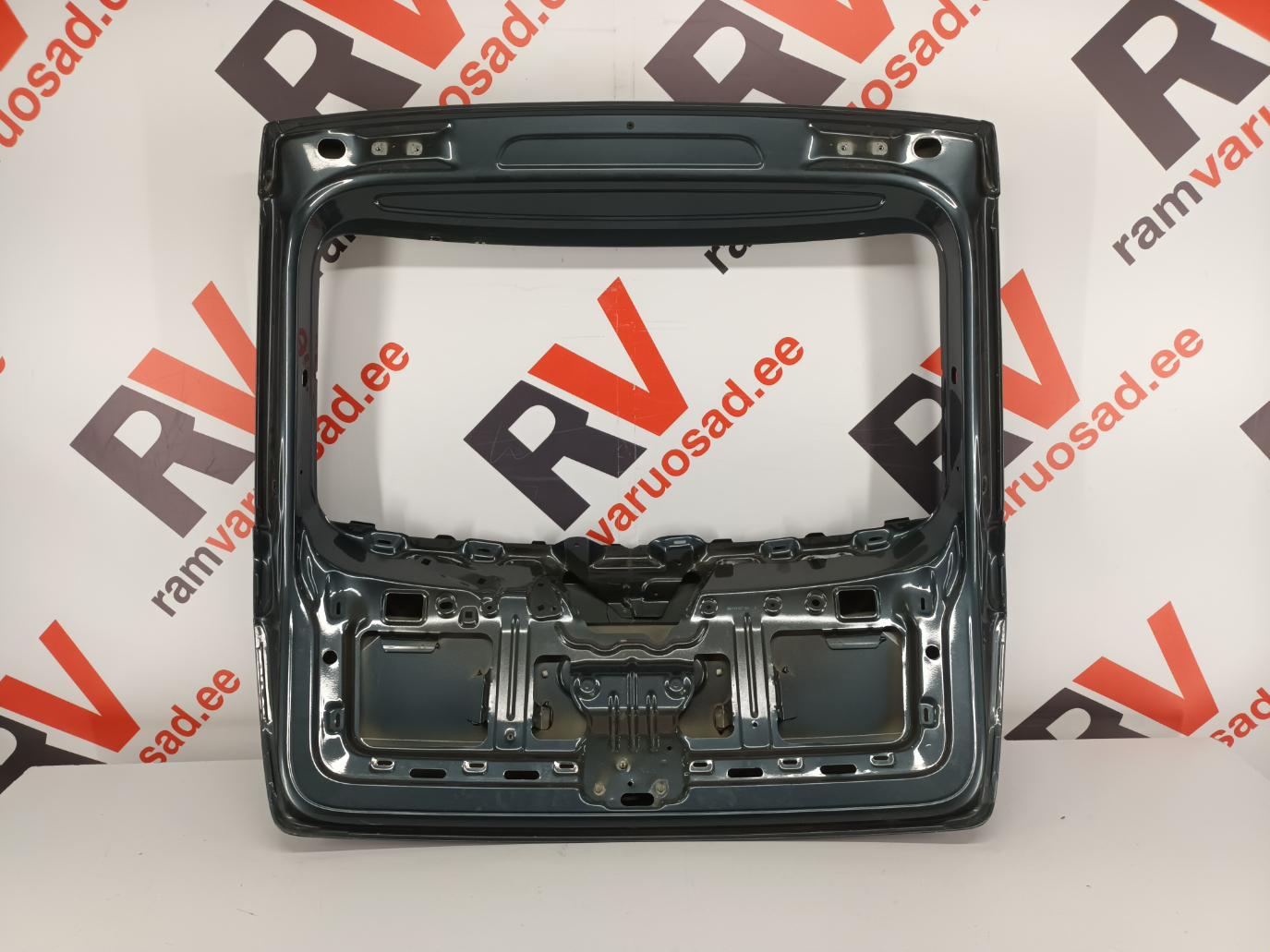 Skoda Fabia tagaluuk / trunk lid - pilt 4