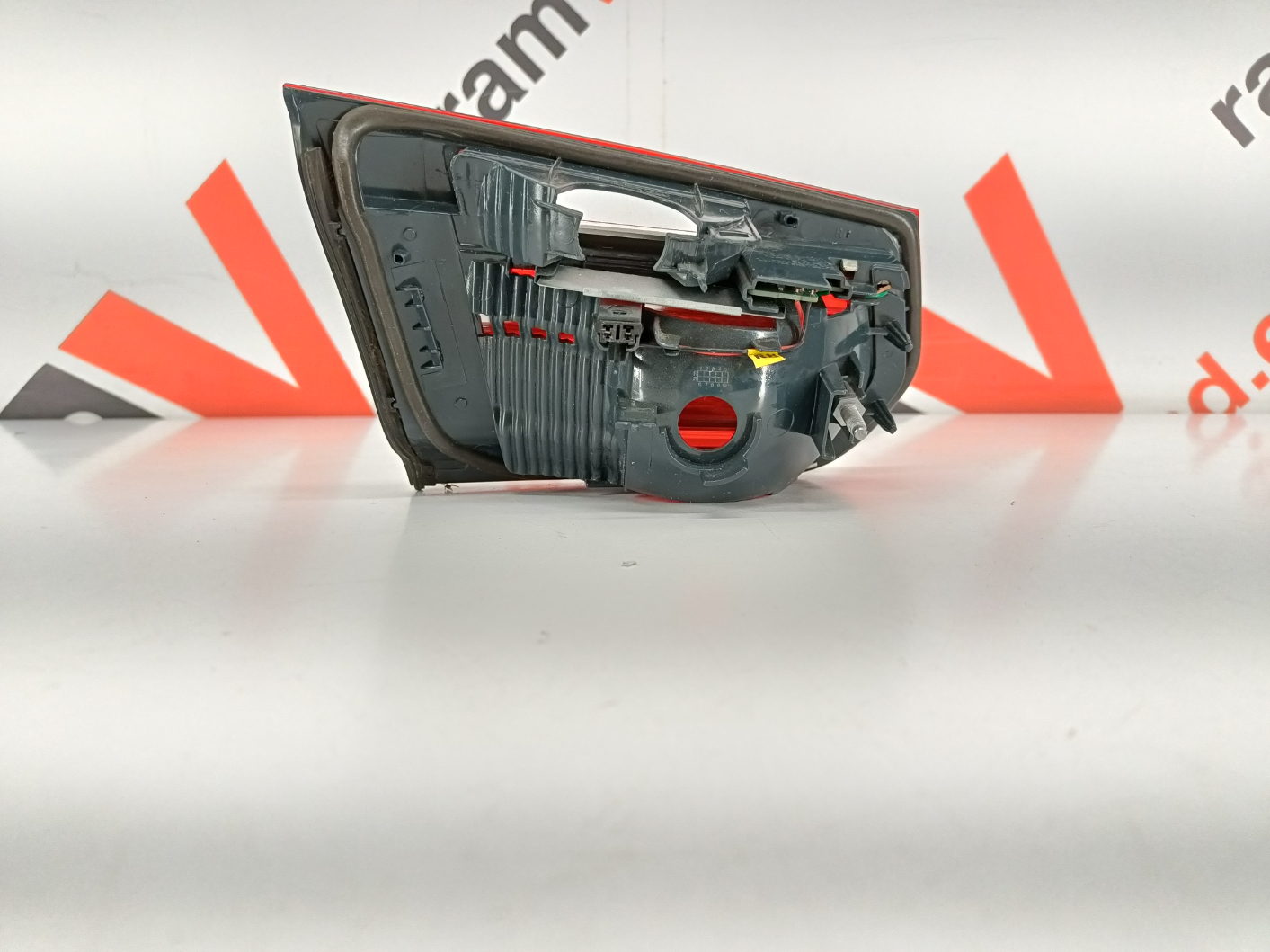 BMW 3 F30 F31 tagatuli / rear light - pilt 2