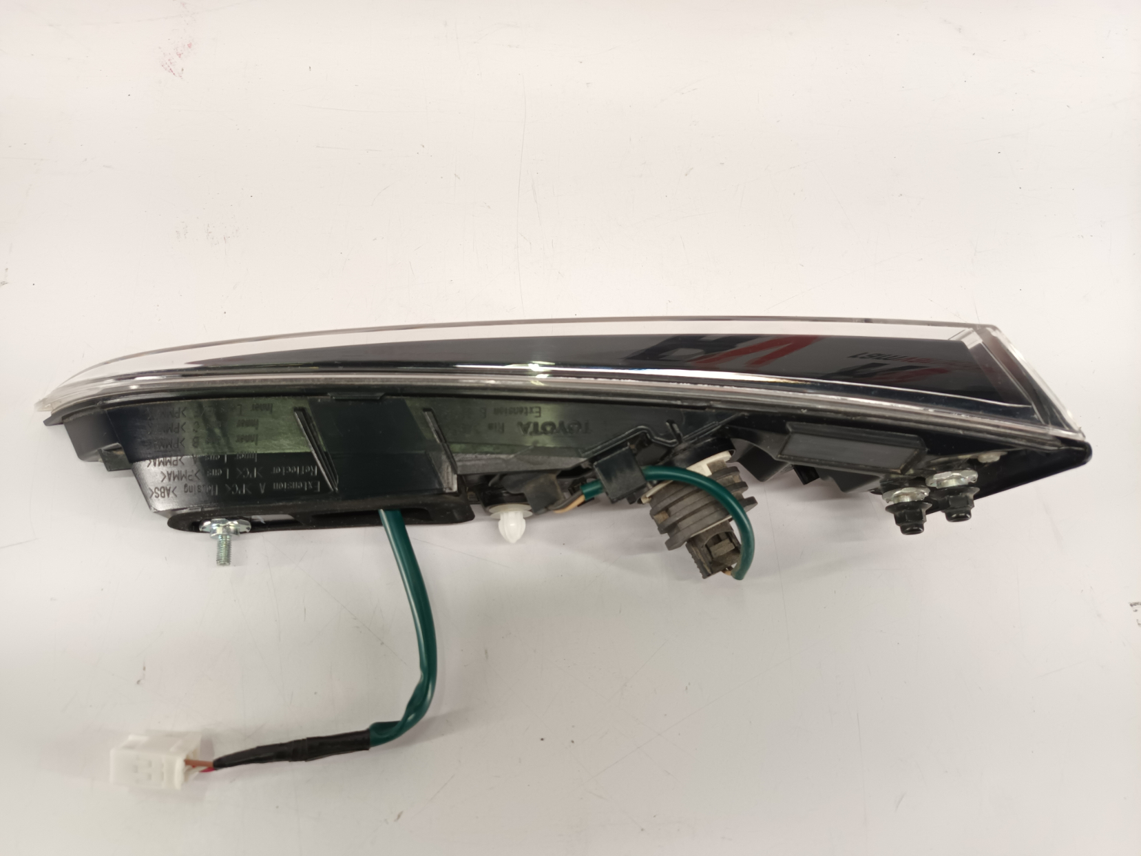 Toyota Corolla Luugituli /Tail Light - pilt 3