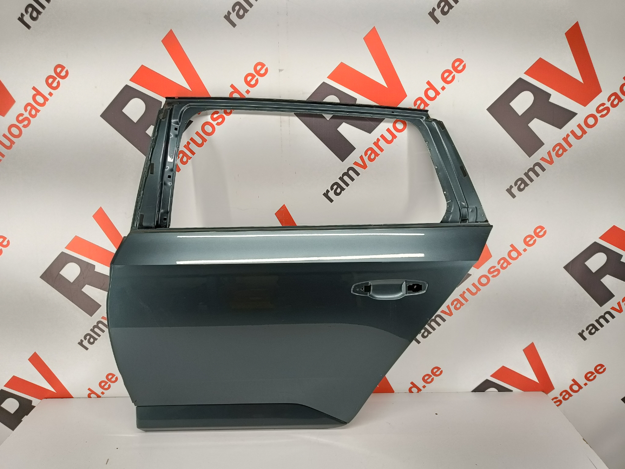 Skoda Superb tagauks / rear door
