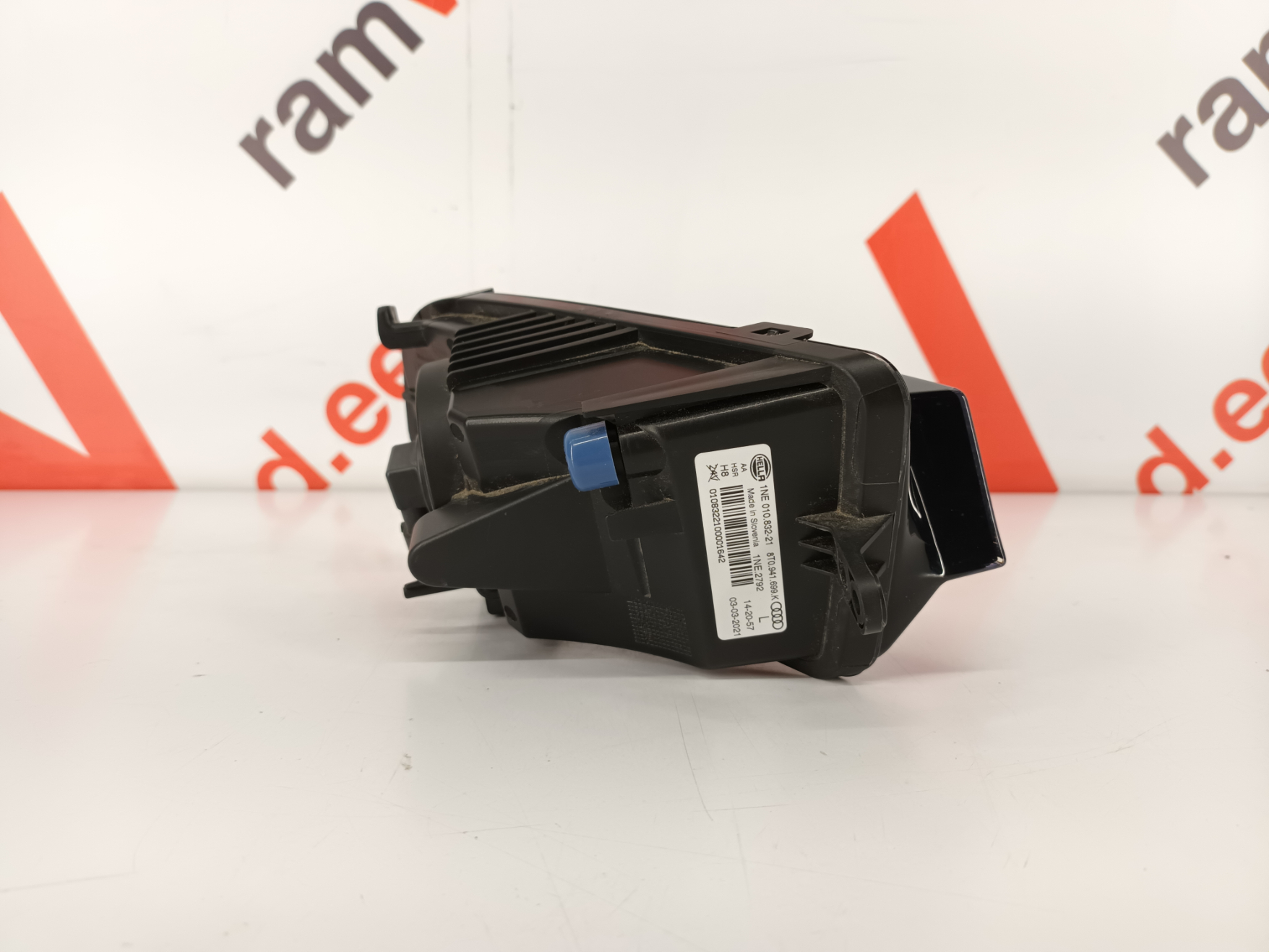 Audi A5 udutuli / fog light - pilt 2